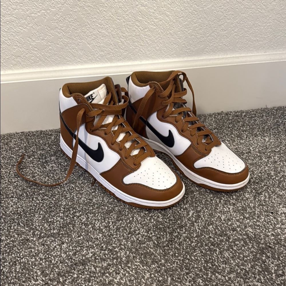 Nike Women's Brown and White High Dunks